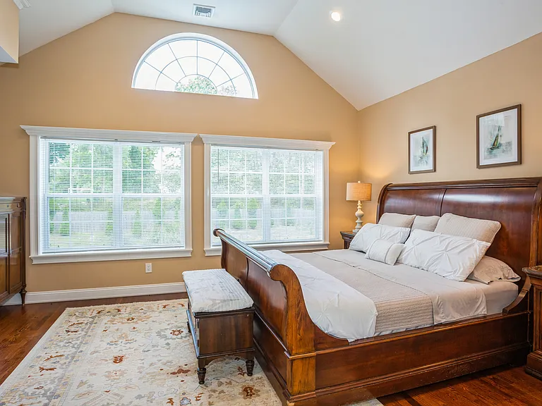 529 Montauk Hwy — Photo 18