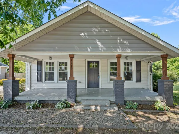 1218 Martin Luther King Ave, Kannapolis, NC 28083