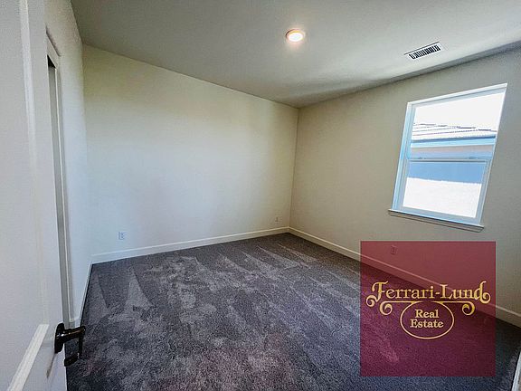 4th image of 2072 Maradona Dr