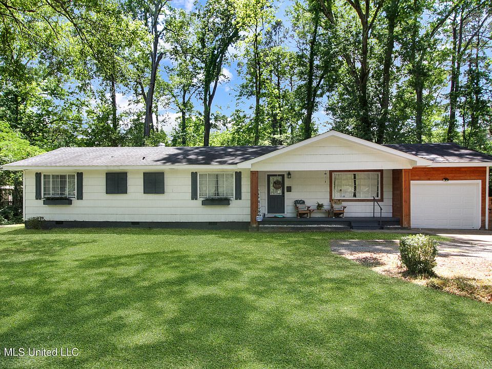 1st image of 1849 Parkridge Dr