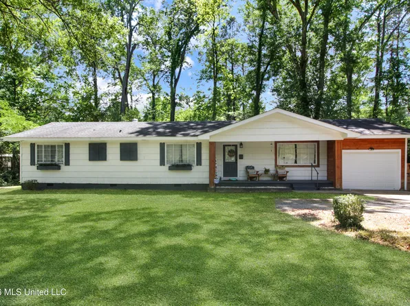 1849 Parkridge Dr, Jackson, MS 39211