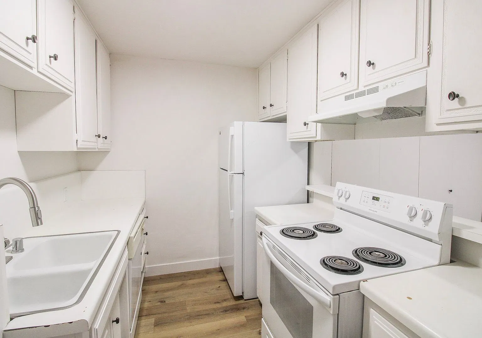 2 Bed, 1.5 Bath SLO Townhouse — Photo 1