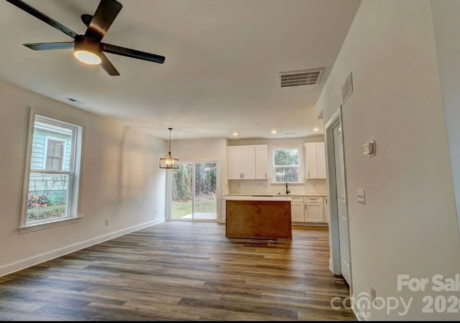 Charming 3BR House in Shelby — Photo 3