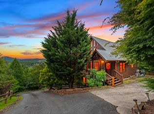 543 Brown Bear Path, Blue Ridge, GA 30513