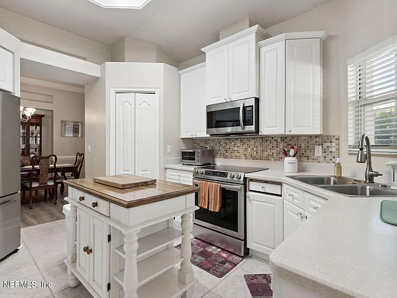 3rd image of 1634 PEBBLE BEACH Boulevard