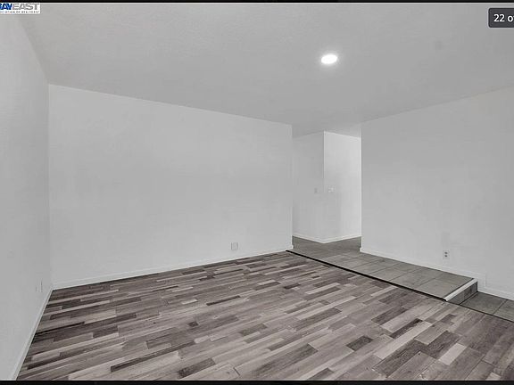5th image of 1146 Lewis Ave