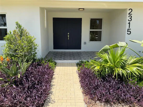 2315 NW 3rd St, Miami, FL 33125