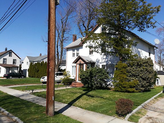 4th image of 11 W End Ave