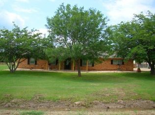 100 Brandy Hl, Lorena, TX 76655