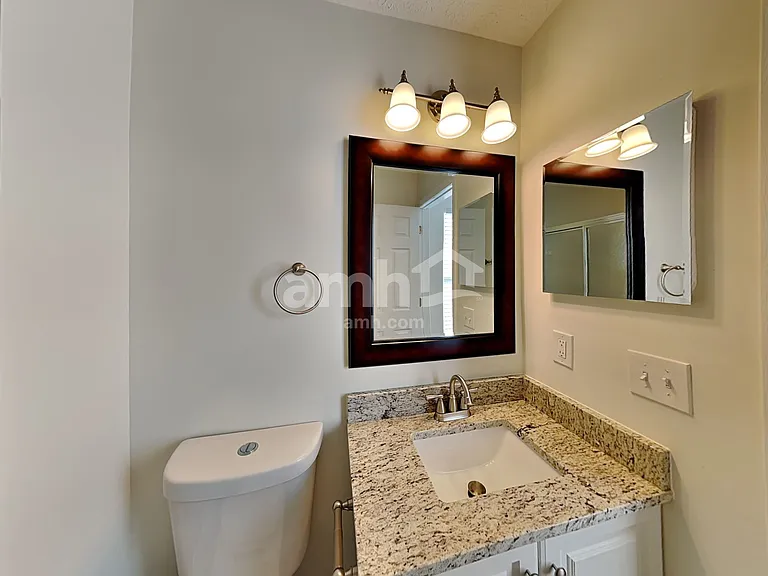 2274 Farmland Dr — Photo 13