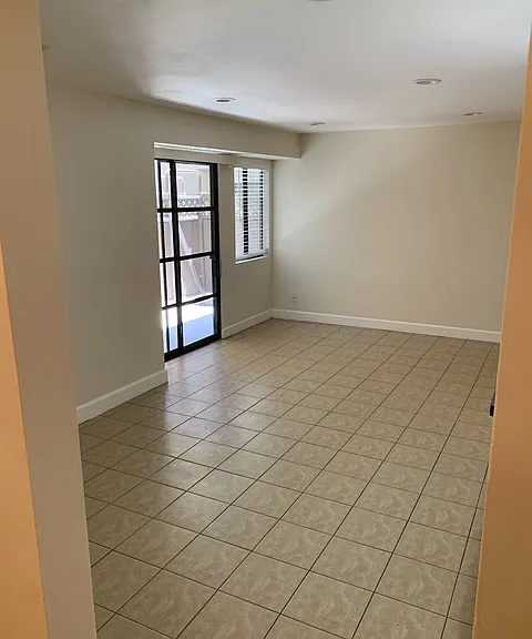 living room from room 2
