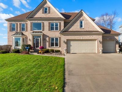 1666 Eagle Brook Dr, Geneva, IL, 60134
