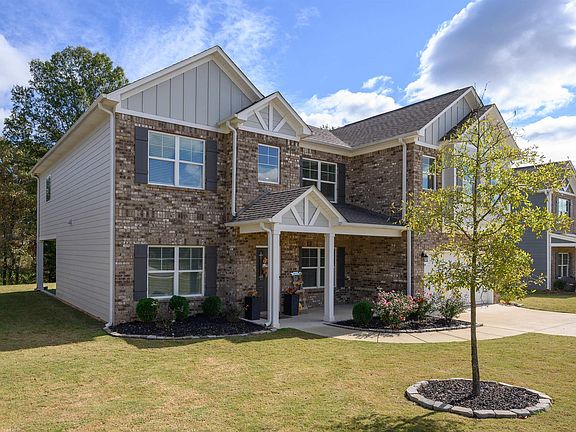 2nd image of 1388 N Wynlake Dr