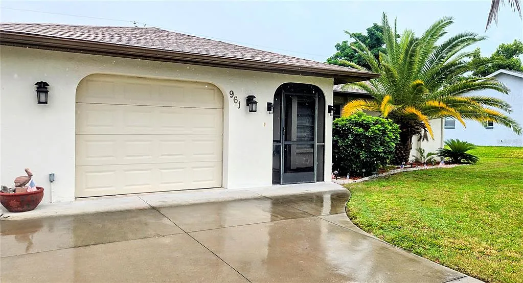 2 bed, 2.0 bath, 1100 sqft, $2,600 — Photo 3