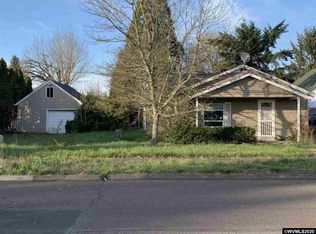 565 W Maple St, Lebanon, OR 97355