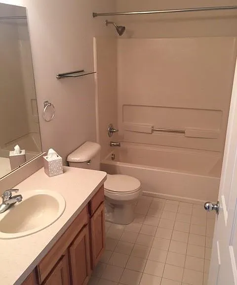 1059 Alameda Blvd — Photo 11