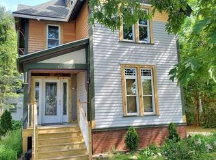 67 Saint James Ave, Springfield, MA 01109