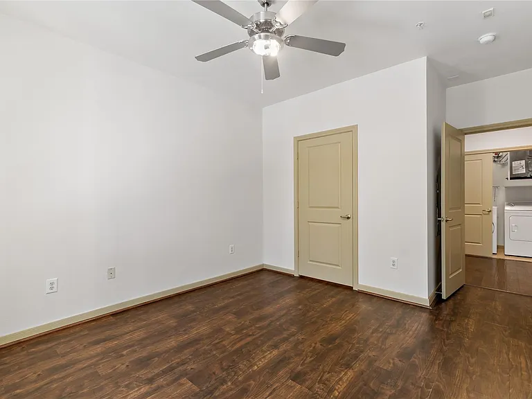 505 Jackson Hill St #103 — Photo 9