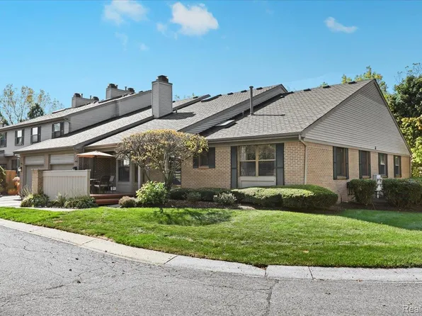 29485 Beau Rdg, Farmington, MI 48331