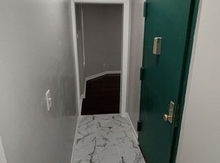 1071 Pembroke St #3D, Bridgeport, CT 06608