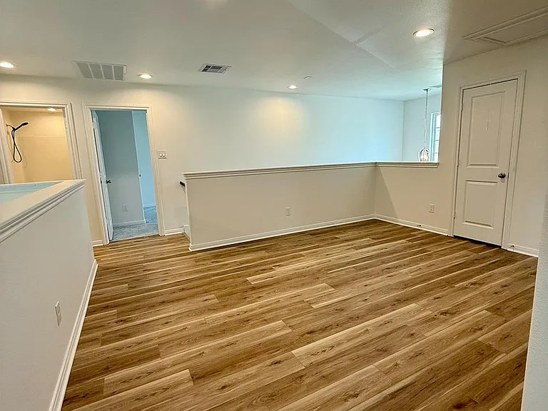 11707 Eclipse Dr — Photo 29