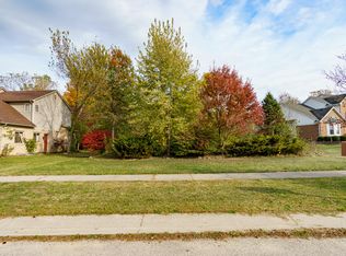 13921 Arlene Ln, Belleville, MI 48111