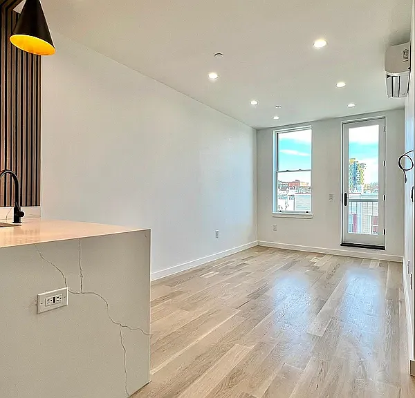 383 Bleecker St #3F — Photo 4