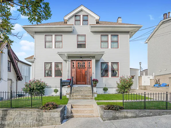 11 Bayview Pl, Staten Island, NY 10304