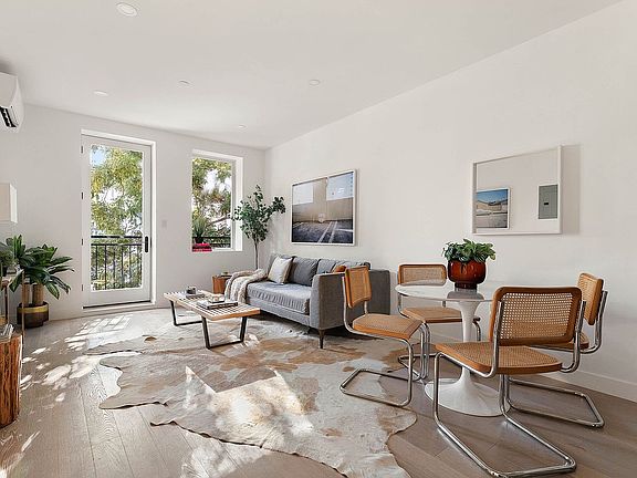 2nd image of 109 Troutman St #4B