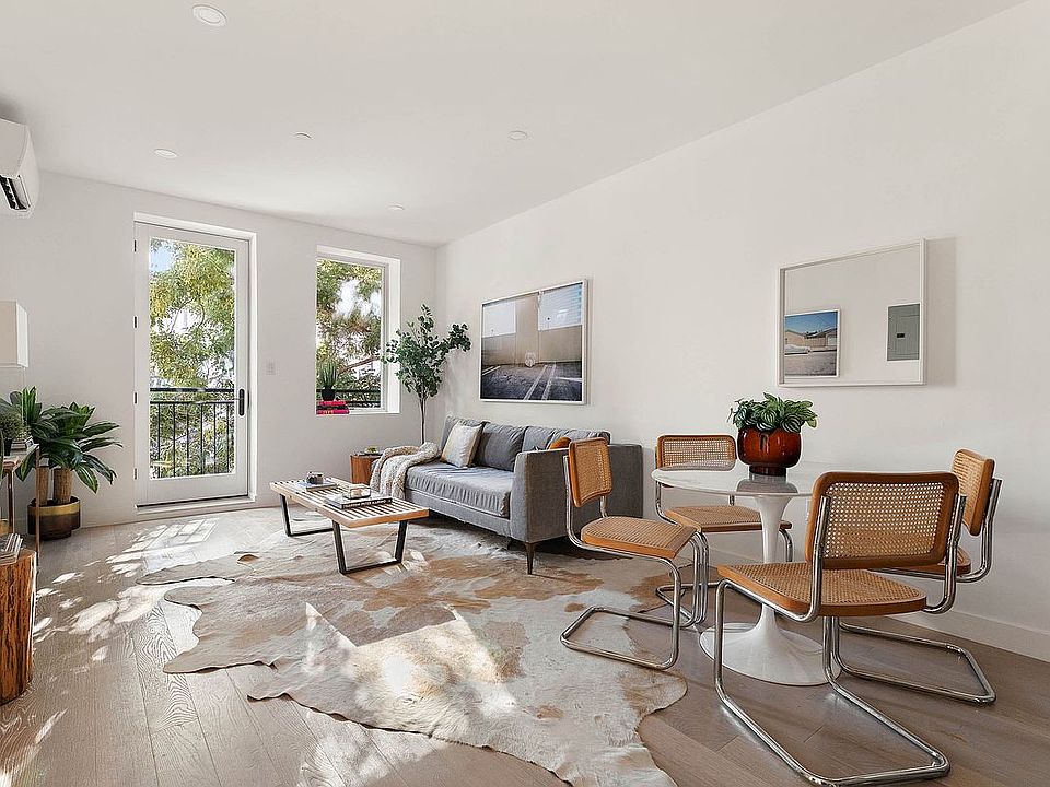 1st image of 109 Troutman St #2B