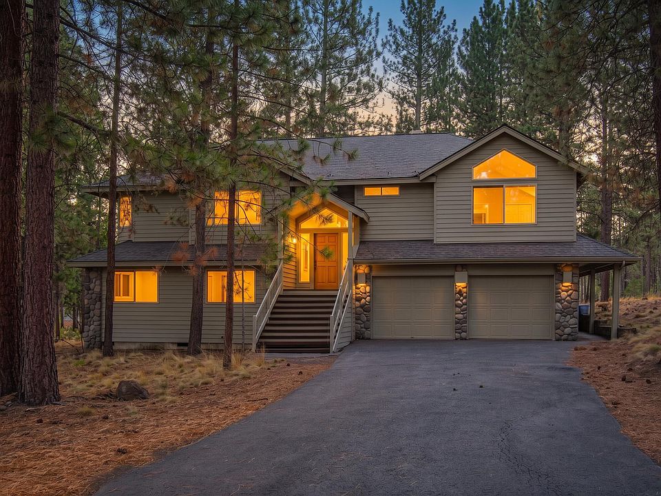 1st image of 18130 Mount Baker Ln #4
