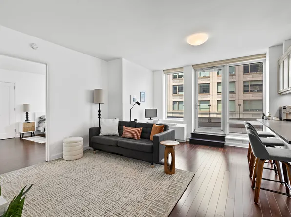 80 Riverside Boulevard image 1 of 19