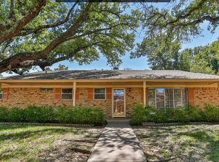 2028 Cypress St, Gainesville, TX 76240