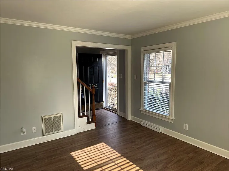 1704 Eagle Hill Dr — Photo 3