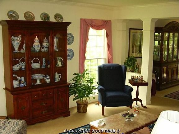 4th image of 11863 Troika Ct