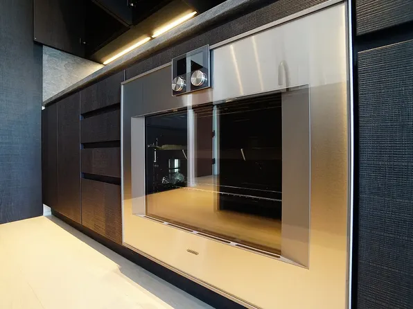 130 William Street image 15 of 68