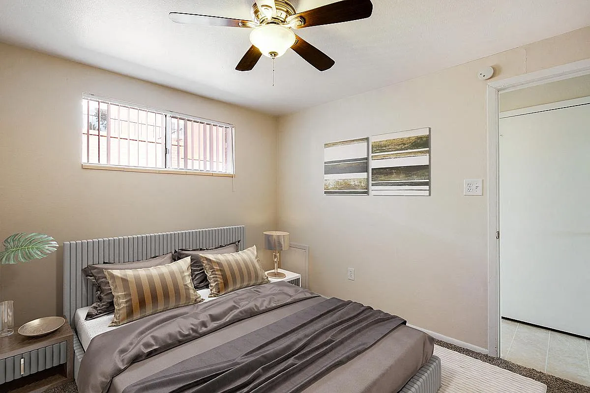 Berkshire Apartments — Photo 4