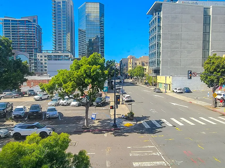 1240 India St #318 — Photo 9