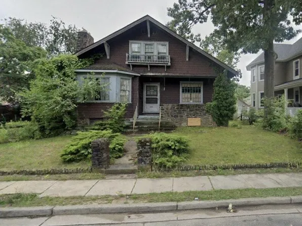 12 Morton St, Riverside, NJ 08075