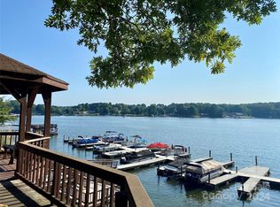 3670 W Bay Dr, Sherrills Ford, NC 28673