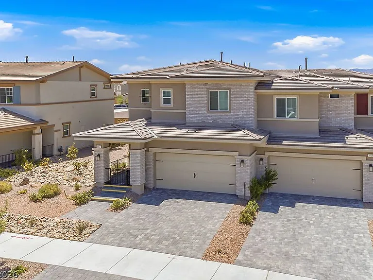 913 Cadence View Way — Photo 3