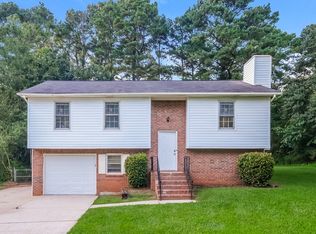 180 Belmont Farms Dr, Ellenwood, GA 30294