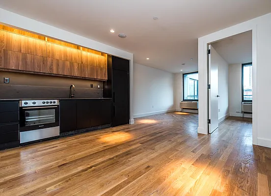 Rented by Nooklyn NYC LLC | media 13