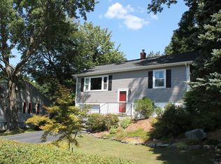 12 Pine Echo Dr, Poughkeepsie, NY