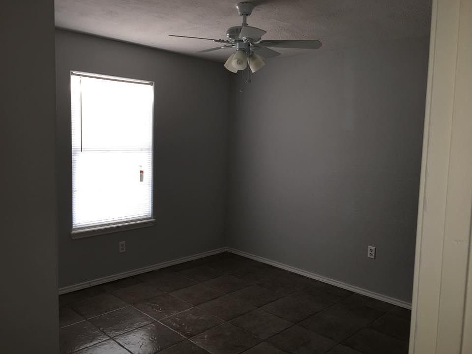 1st image of 2107 Casey Dr APT 2