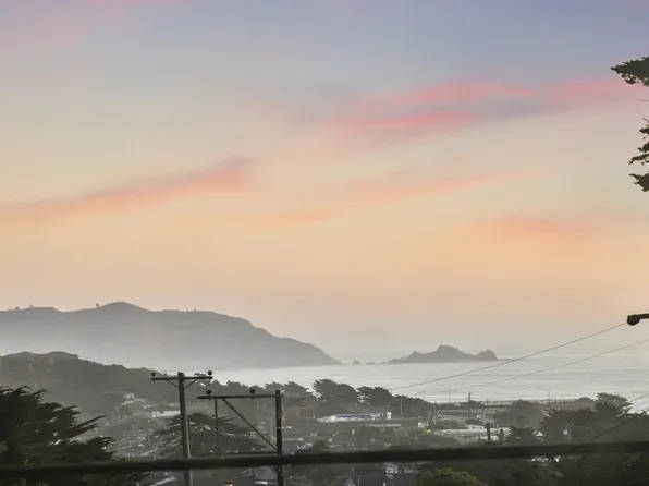 301 Channing Way, Pacifica, CA 94044