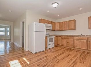 673 Saratoga St FLOOR 2, Boston, MA 02128