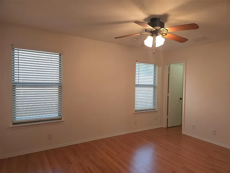 273 Tower Dr — Photo 7