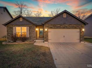 1957 Masters Dr, Festus, MO 63028