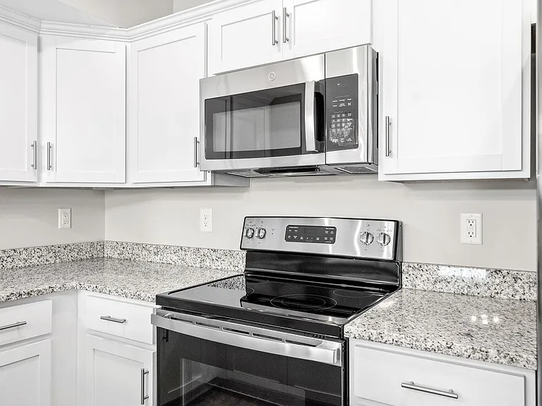 1000 Henry Place Blvd #603 — Photo 11